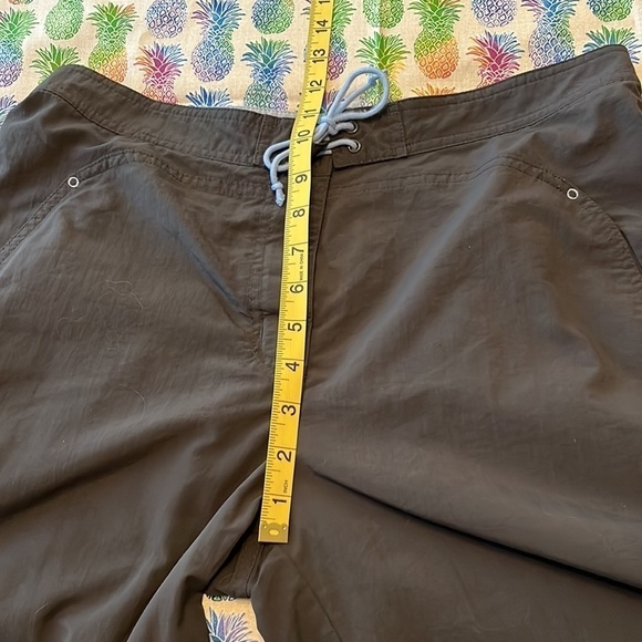 Helly Hanson 100% nylon cropped pants - Picture 7 of 10